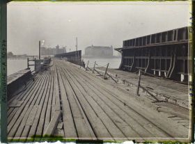 Image représentant Belgique, Zeebrugge, Brèche dans la claire-voie du môle faite par l'explosion du sous-marin anglais du lieutenant Sandfort