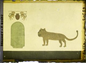 Image représentant Décor peint de panthère et lions sur la djononho ou case des étrangers dans la première cour du palais de  null Glélé