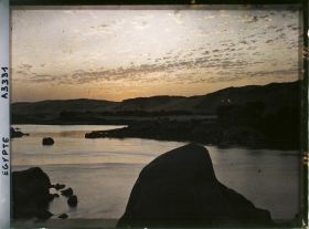 Image représentant Coucher de soleil de l'île d'Eléphantine sur le continent