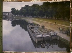 Image représentant Les bateaux traditionnels du canal du Nivernais