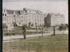 Image représentant Belgique, Ypres, Place de la Gare (Sud)