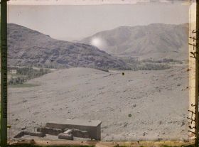 Image représentant Vue sur la vallée de Koteachro (?) et les monts Tchorghani (?)