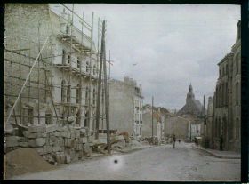 Image représentant France, Verdun, La Rue St Pierre vue prise de la Place d'Armes (reconstructions)