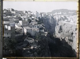 Image représentant La ville et les gorges du Rhumel
