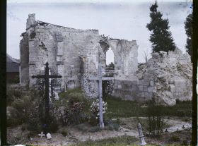 Image représentant France, Dives, Ruines de l'Eglise et Cimetière du Village