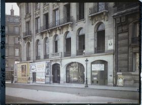 Image représentant 65 avenue des Champs-Elysées, à l'angle de la rue Pierre-Charron
