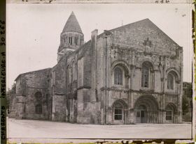 Image représentant France, Saintes, Abbaye des Dames