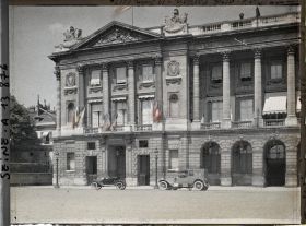 Image représentant L'hôtel de Crillon, place de la Concorde