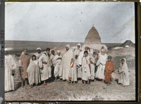 Image représentant Habitants d'un douar