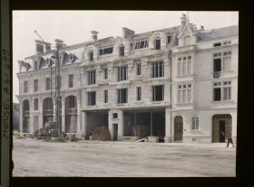 Image représentant France, St Mihiel, Immeubles Place des Halles