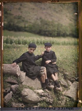 Image représentant France, Enfants de la Vallée de Lesponne