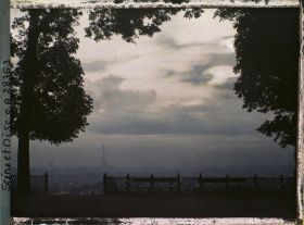 Image représentant Lever de soleil sur Paris pris de la terrasse du jardin du Trocadero