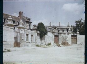 Image représentant France, Noyon, Aspect actuel de la Place du Parvis