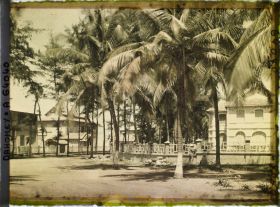 Image représentant Une avenue du bord de mer dans le quartier européen