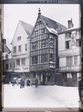 Image représentant Maison à colombages, place des Marchés actuelle place du Forum