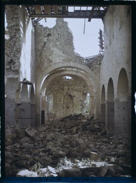 Image représentant France, St Thierry, Eglise (Intérieur)