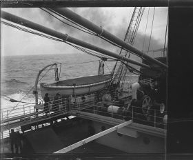 Image représentant Vue de l'entrepont, vers l'arrière du bâteau