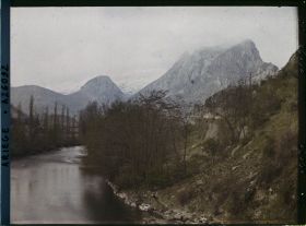 Image représentant L'Ariège vers l'aval et le Soudour vu de la route d'Ussat