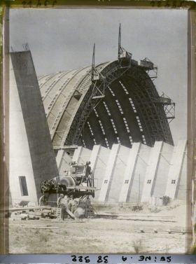 Image représentant Vue du hangar à dirigeable ouest en construction