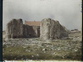 Image représentant Belgique, Langemarck, Ruines de l'Eglise