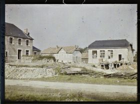 Image représentant France, Challerange Hte 380 h, Place des Ecoles