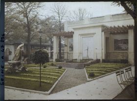 Image représentant L'Exposition des arts décoratifs, Jardin du pavillon de Limoges, par Nivet