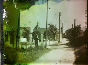 Image représentant France, St Christophe à Berry, Grande Rue vers l'Eglise