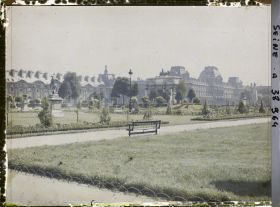 Image représentant Le Louvre et les Tuileries