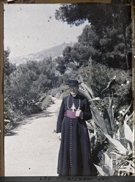 Image représentant Monseigneur Chaptal invité par Albert Kahn