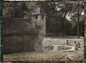 Image représentant France, Rochefort, Les anciens remparts, la lanterne Vauban