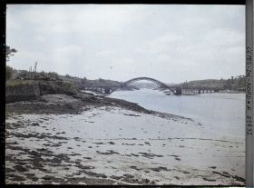 Image représentant Le Jaudy vers l'amont, vue prise du pont Canada