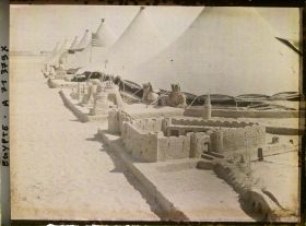 Image représentant Tentes de soldats dans le camp de Ferry Post ?