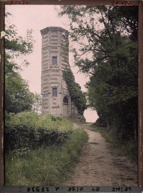Image représentant France, Montfort l'Amaury, La Tour d'Anne de Bretagne, Comtesse de Montfort