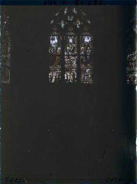 Image représentant Ile de France, Autriches, L'Eglise Vitraux du déambulatoire