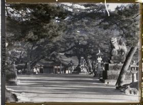 Image représentant L'entrée du sanctuaire Itsukushima-jinja