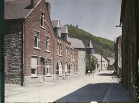 Image représentant Belgique, Hastière, La Grande Rue d'Hastière ; rive gauche