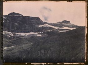Image représentant France, Tour et Casque du Marboré vu de l'hôtellerie