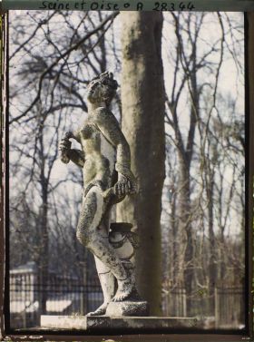 Image représentant France, Versailles, La femme au Serpent