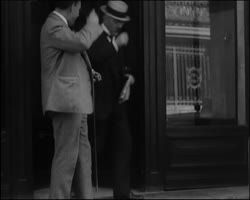 Image représentant Commission des réparations à l'hôtel Astoria