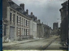 Image représentant France, Noyon, Maisons neuves rue de Paris