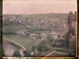 Image représentant Vue panoramique de la ville et des bords de la Vézère