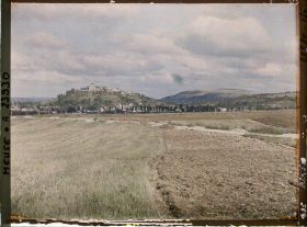 Image représentant France, Dun s/Meuse, Vue de Dun s/Meuse prise de la route de Romagne