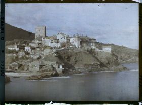 Image représentant Mont Athos, Pantokrator, Ensemble du Monastère pris depuis les rochers
