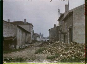 Image représentant France, Villers-sous-Premy, Reconstructions dans la Grande Rue