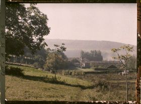 Image représentant France, Figeac, Paysage effet du matin (vallée du Celé)