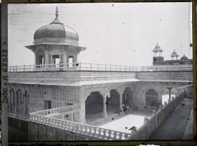 Image représentant La tour du Jasmin(Musamman Burj) du fort Rouge (Lal Qila)