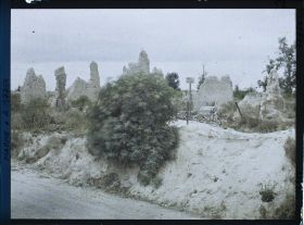 Image représentant France, Auberive, Ce qui reste du village
