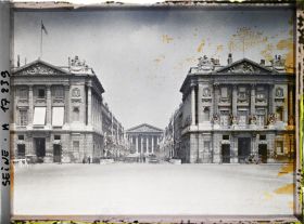Image représentant La rue Royale décorée pour les fêtes de la Victoire des 13 et 14 juillet
