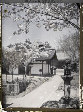 Image représentant Sanctuaire Kasuga-Jinja (ou Kasuga-Taisha) : Le Sakadono et le Keishoden