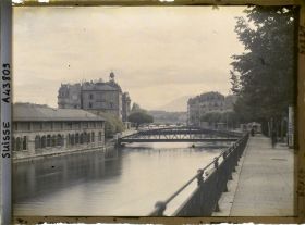 Image représentant Le Rhône vu du quai de la Poste